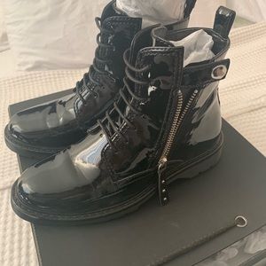 armani exchange boots